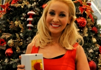 emma-o-driscoll-david-wallace-turn-on-the-cresent-shopping-centre-christmas-lights-2012-i-love-limerick-30