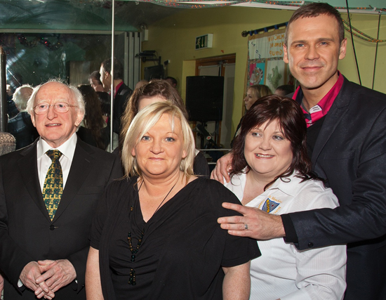 Richard with our President Michael D.Higgins and Brenda Gardiner and Linda Ledger of St Munchins Community Centre enjoying a very memorbable day. Photo by Dolf Patijn The President comes home
