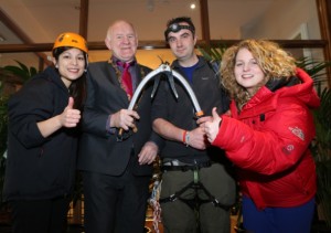 Mark Quinn with Mayor Gerry McLoughlin, Deirdre Mangaoang, Mdecins Sans Frontires and Orlaith Foley, Headstrong.
