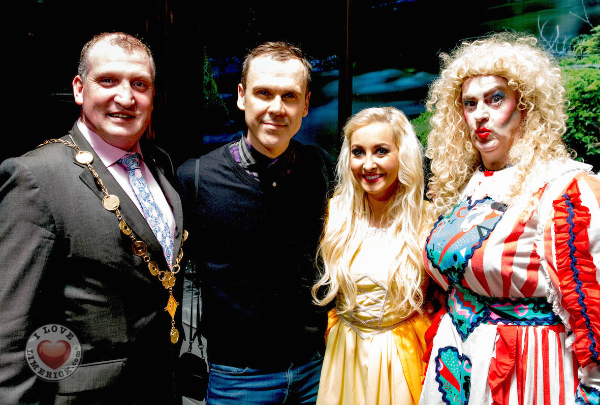 Limerick Panto Society production of Goldilocks The Circus Panto