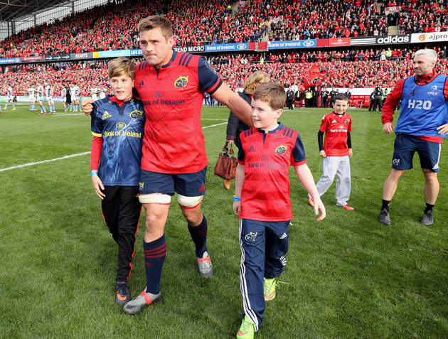 Cj Stander with Anthony Foley's children Tony and Dan Foley after last weekend's game. Picture: Dan Sheridan/INPHO