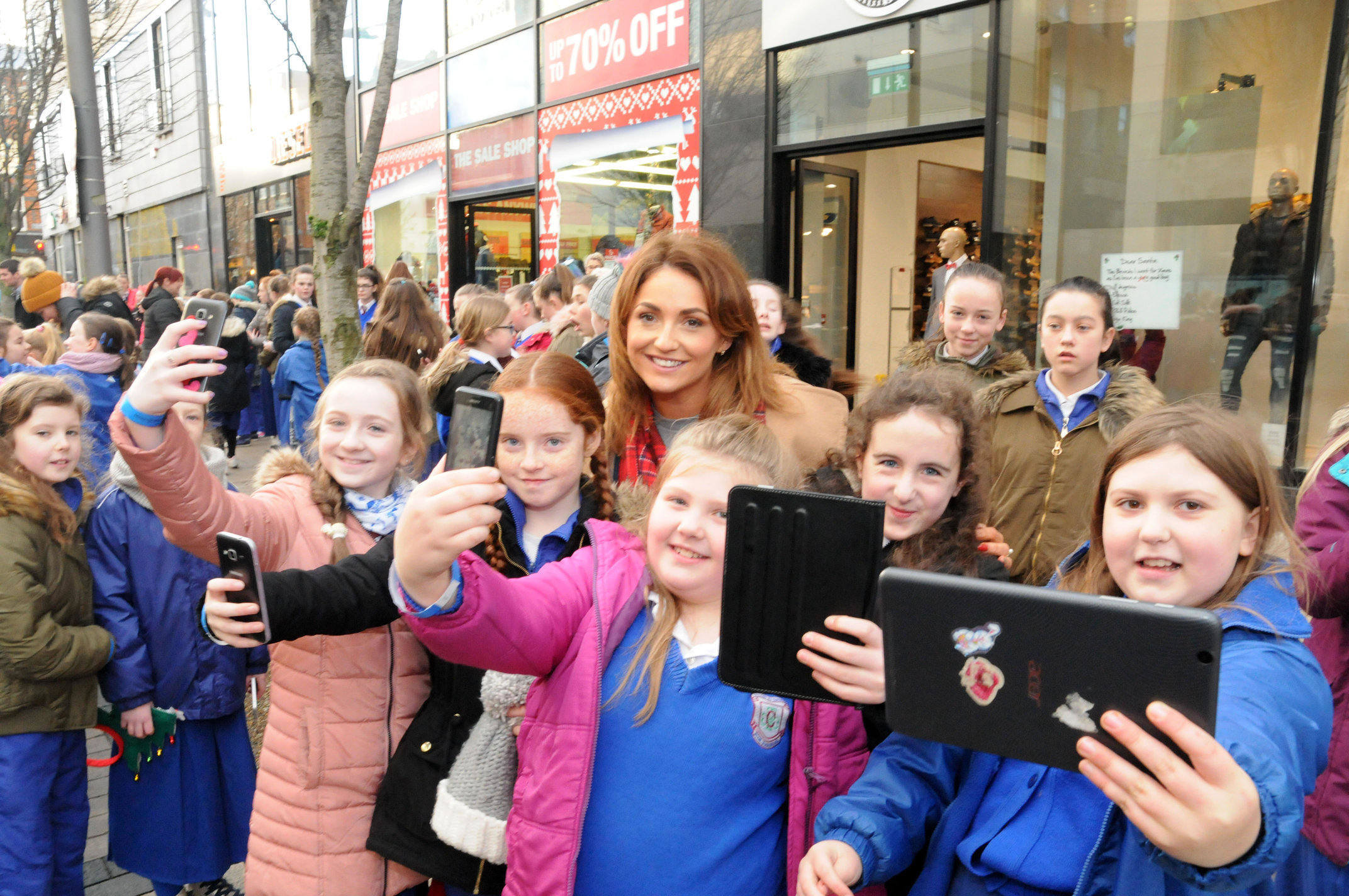 Limerick Banks Attempt Record Breaking Selfies