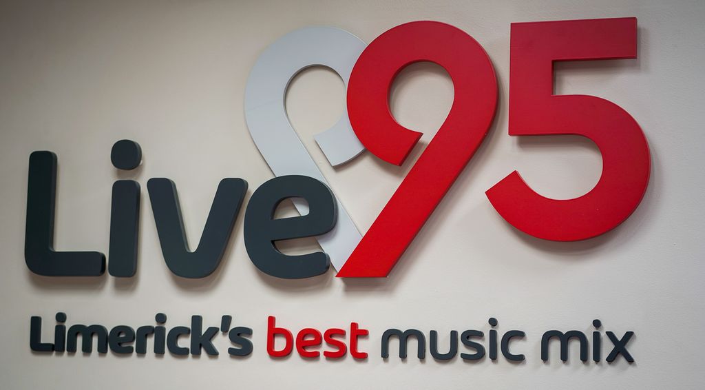 Live 95fm new logo