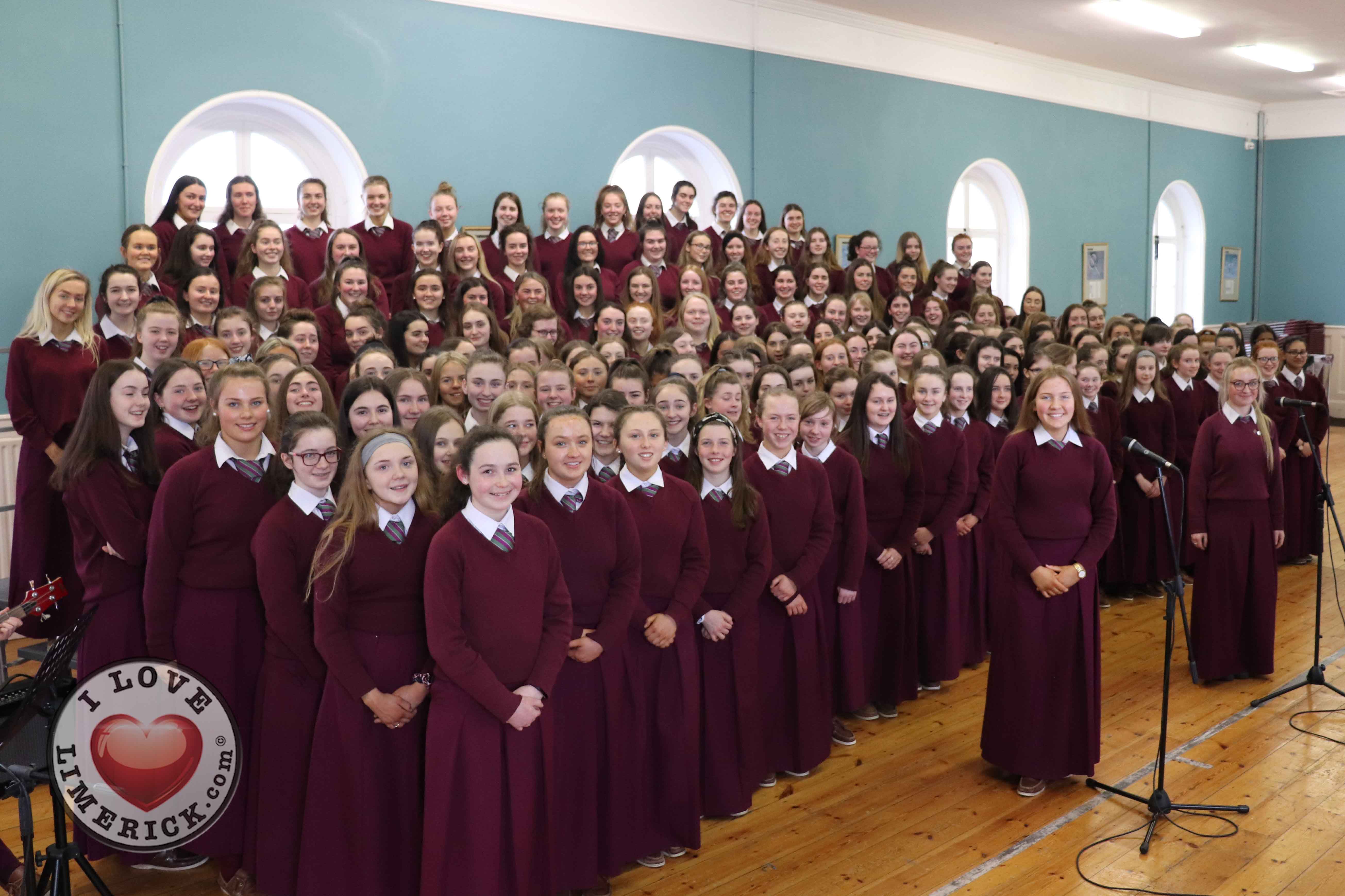 Laurel Hill Secondary School sing Shallow