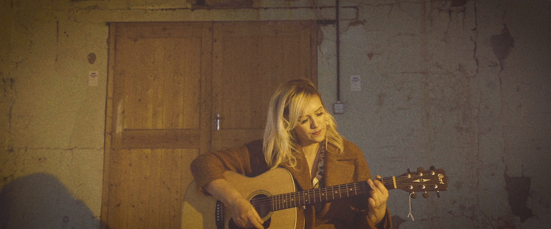 Limerick singer songwriter Jenni