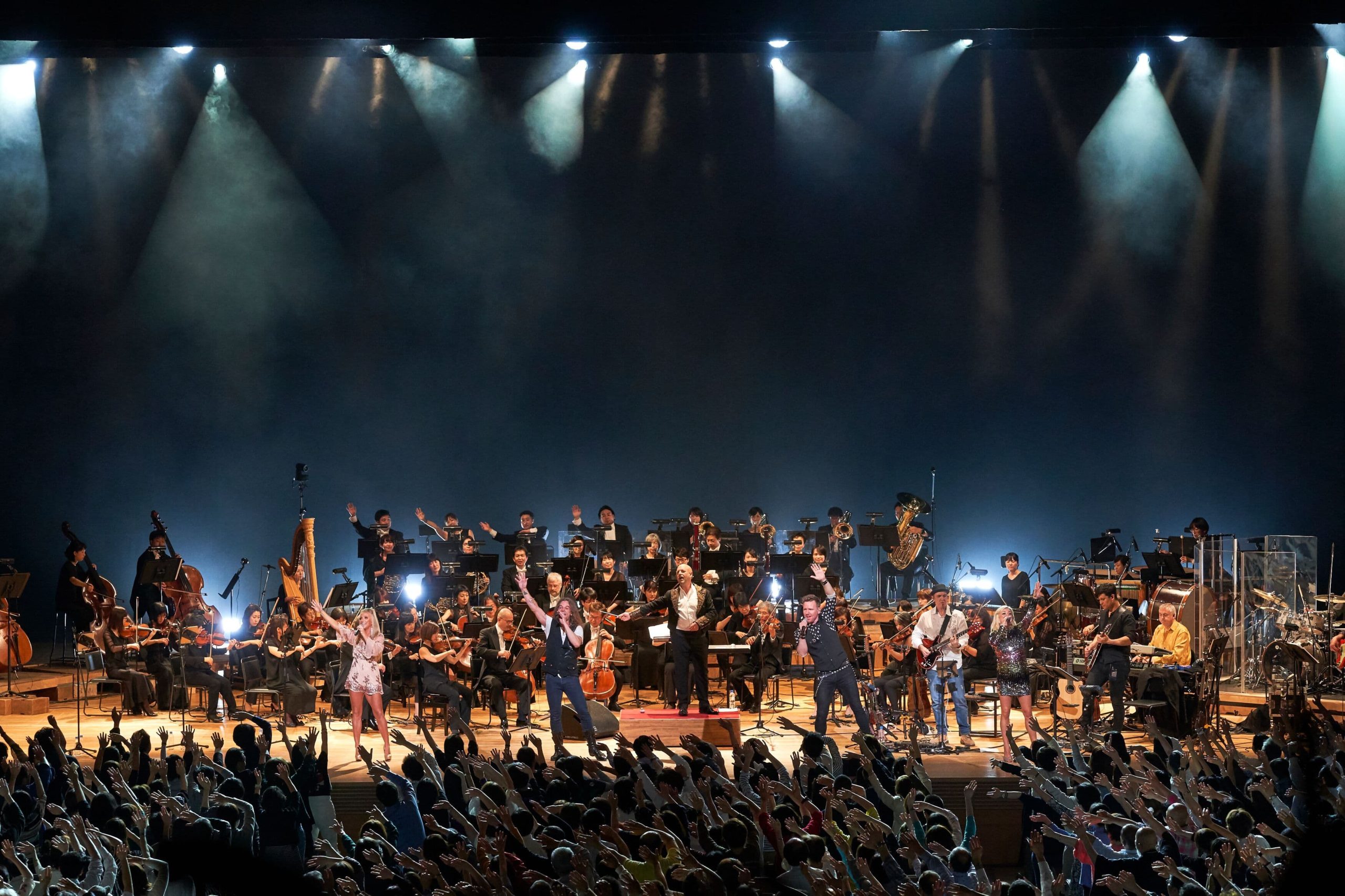 acclaimed queen symphonic