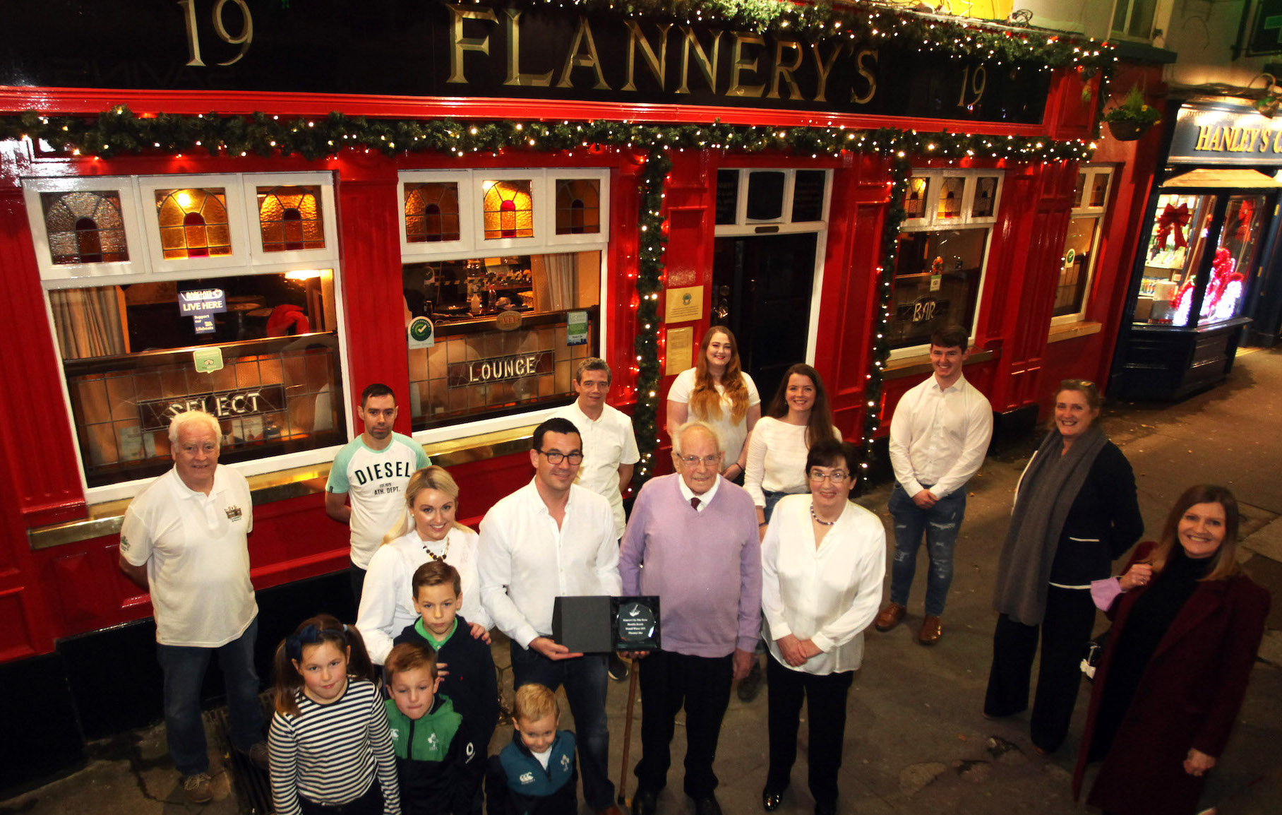 Flannerys Bar