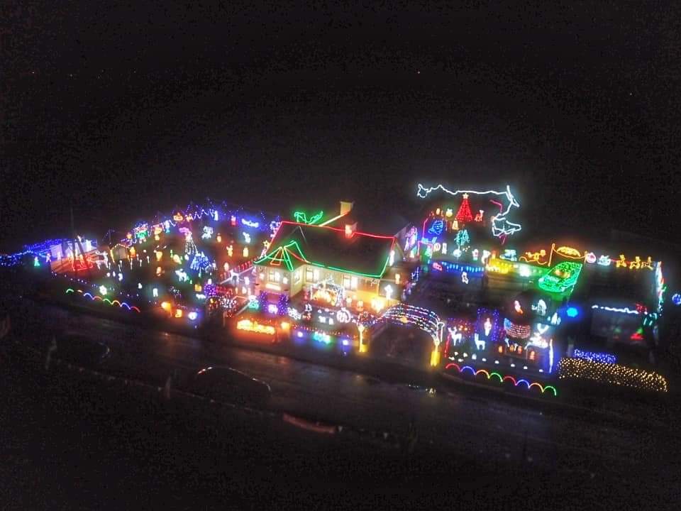 Hayes Christmas Lights fundraiser