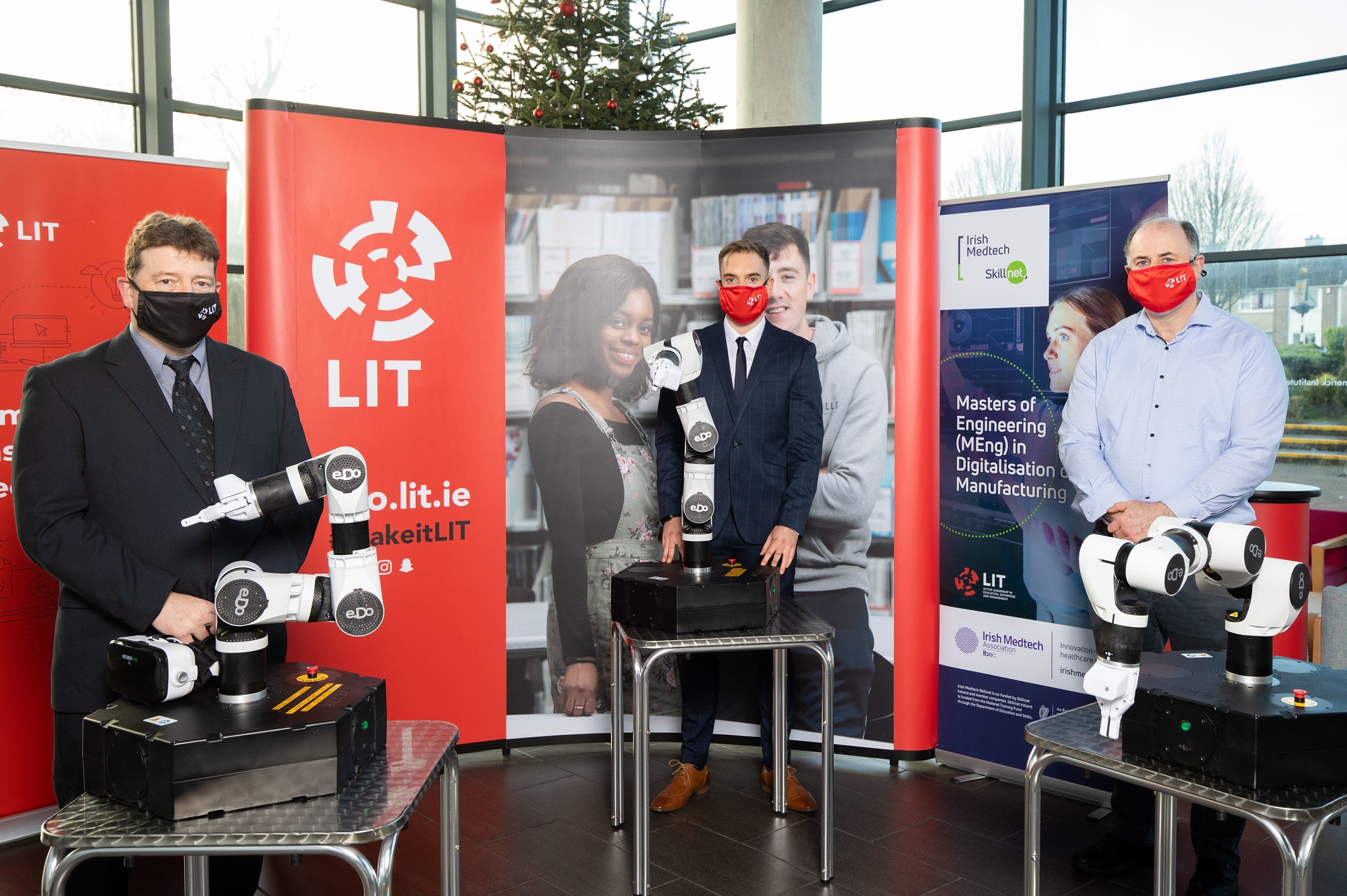 IDEAM cluster - Pictured at LIT’s Moylish campus Dr. John Cosgrove, Head of Graduate Studies LIT and ACORN Research Team Leader, Dr. Jamie Meehan, Educational and Outreach Manager IDEAM Cluster and Ciaran O’Loughlin, Lecturer LIT.