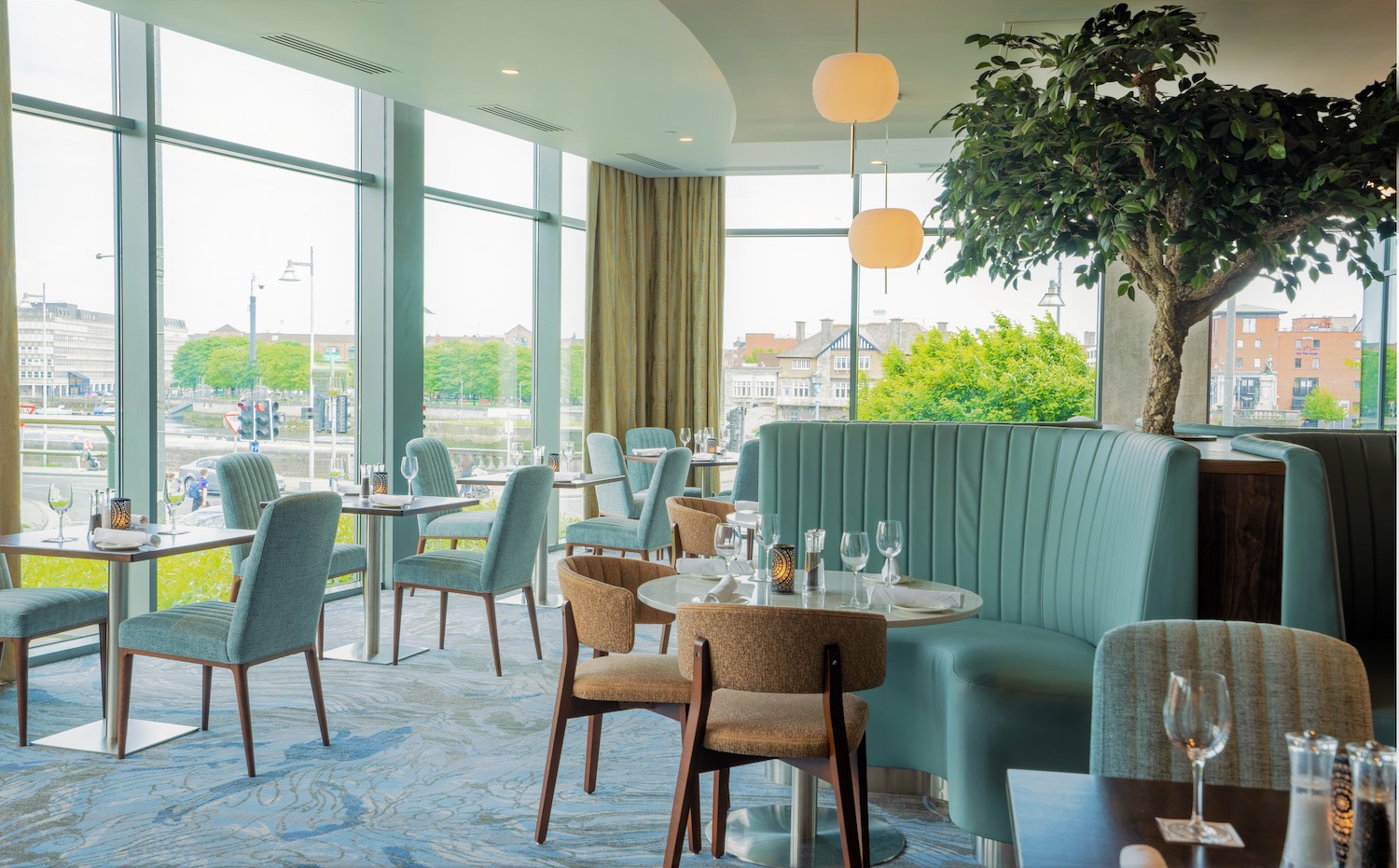 Limerick strand River Rar and Restuarant has been upgraded with a €400k revamp with its aesthetic influenced from the River Shannon.