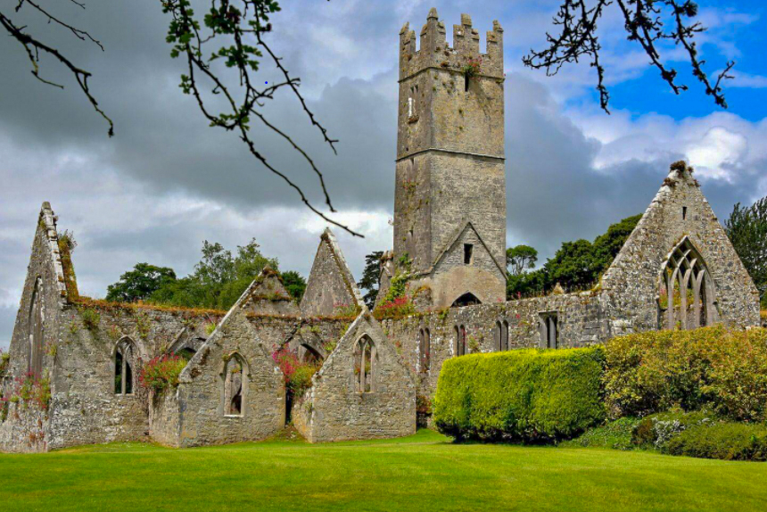 Adare Heritage Trail features the Franciscan Abbey pictured above.