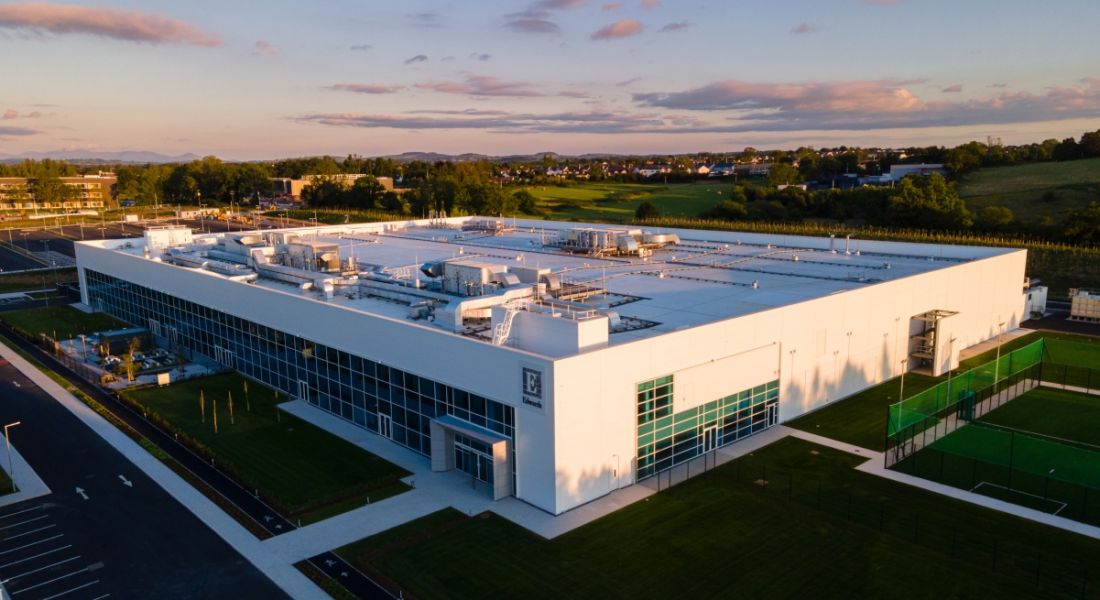 Edwards Lifesciences new jobs - US medical device business Edwards Lifesciences is to create an additional 250 jobs at its Limerick manufacturing site, bringing the total number employed there to 850.