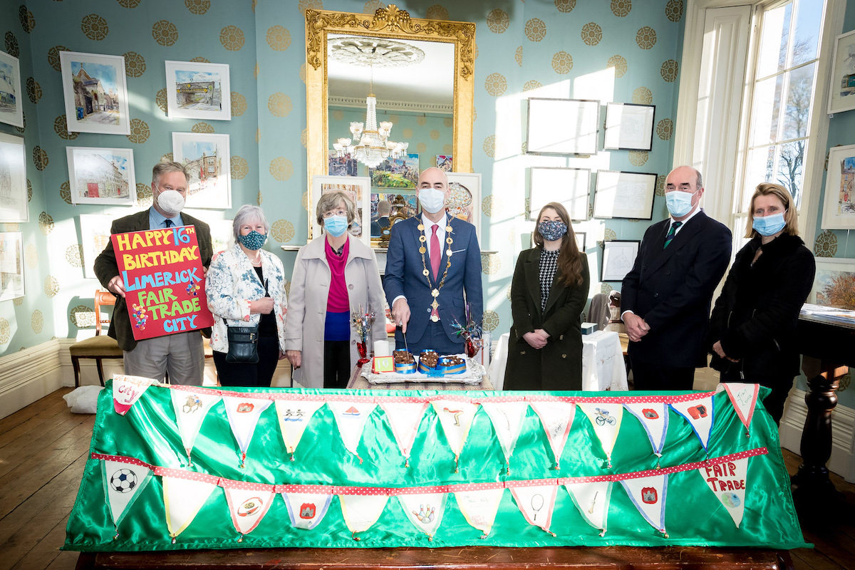 Limerick City Fairtrade objects Earl of Limerick, Edmund Pery, Dolores O'Meara, Chair of Fairtrade Limerick Sr Dela O'Connor, Fairtrade Limerick, Mayor of Limerick City and County Council, Daniel Butler, Meadhbh Nolan, Peoples Museum Limerick, David O’Brien, Limerick Civic Trust and Issy Duncan at n02 Pery Square, Peoples Museum. Picture: Keith Wiseman