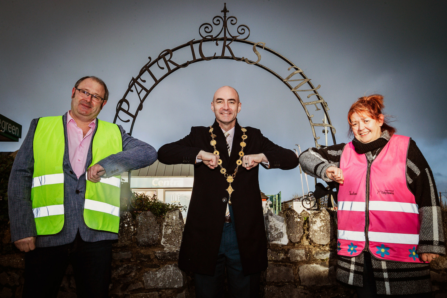 Patrickswell Tidy Towns committee members Alan J Lyne and Noelene Mulqueen with Mayor of Limerick City and County Council, Daniel Butler pictured above in Patrickswell. Picture: Keith Wiseman