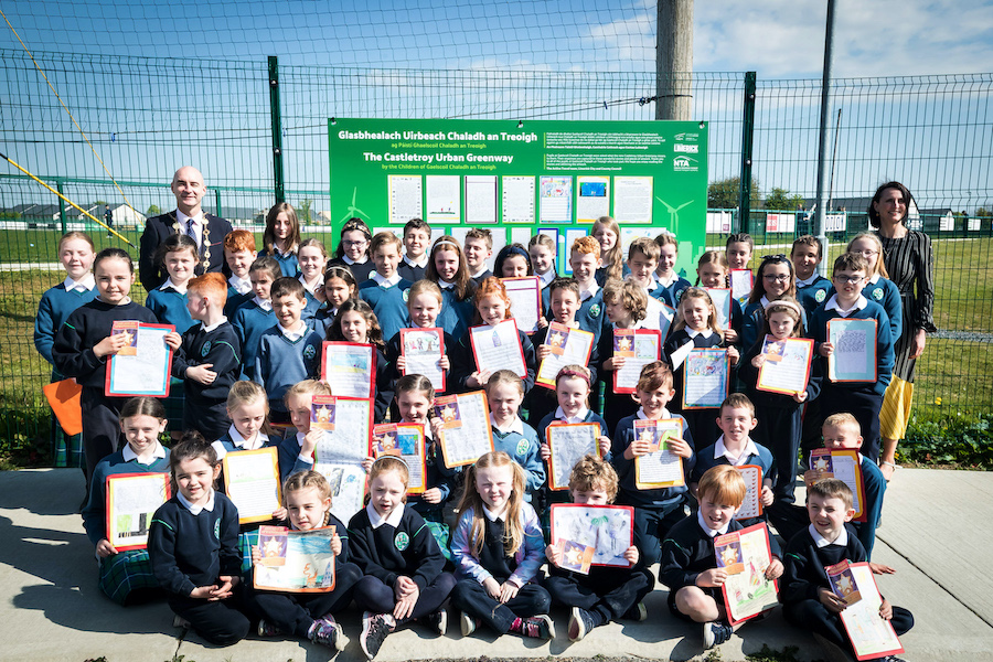 Childrens Active Travel stories - Castletroy Urban Greenway, Mayor of Limerick City and County Limerick, Daniel Butler with Principal, Frankie Uí Fhrainclín and pupils of Gaelscoil Chaladh an Treoigh, Castletroy who created a collection of stories and artwork that captures what the new Castletroy Urban Greenway means to them. Picture: Keith Wiseman