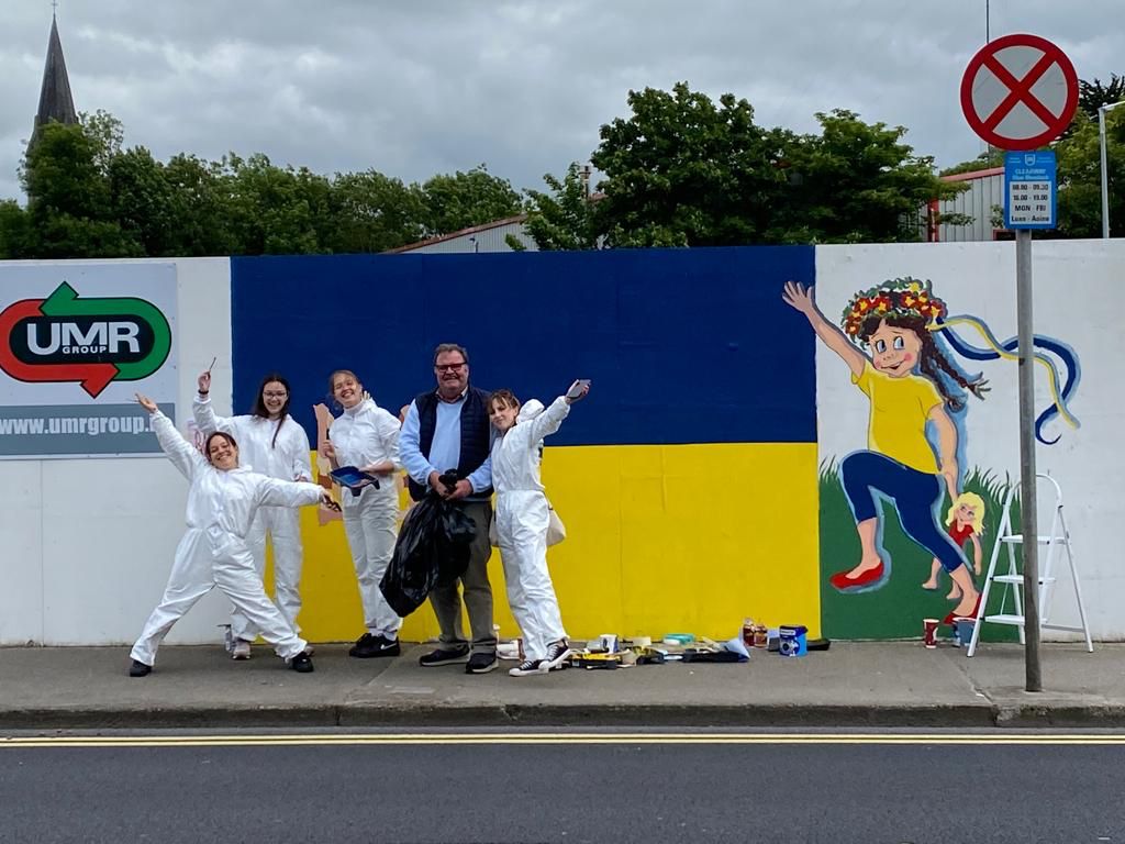 Limerick Lidl Ukrainian Mural was led by Limerick artist Una Heaton.