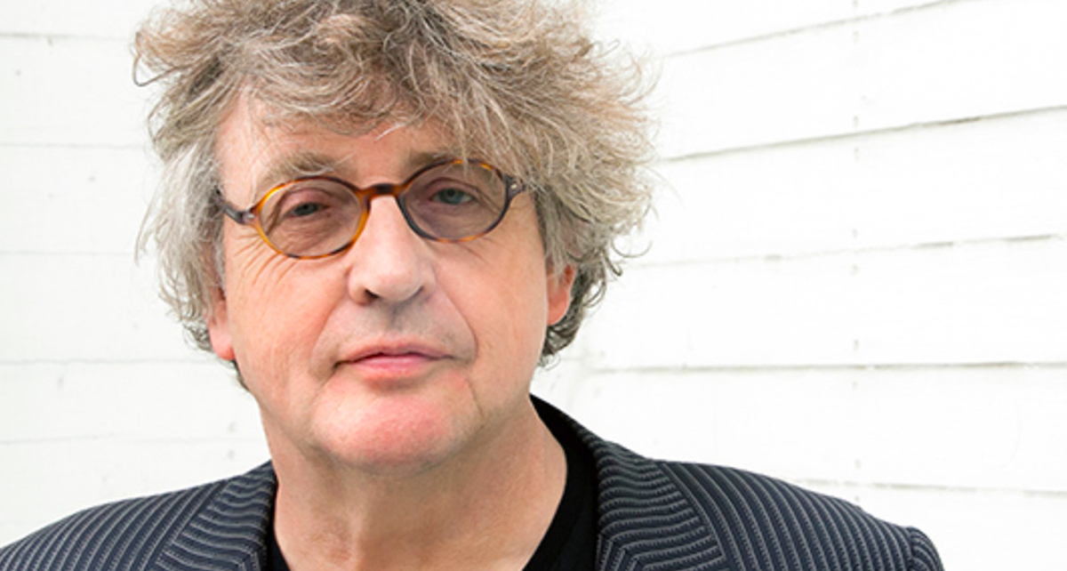 Paul Muldoon - An omnium-gatherum of poetry, prose and music, Muldoon's Picnic is a cabaret-style evening, by turns witty, exuberant, and sophisticated, hosted by Pulitzer Prize-winning poet Paul Muldoon