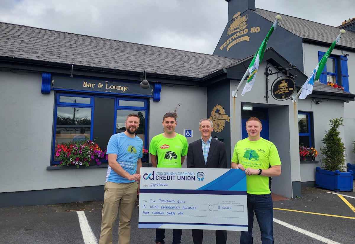 Curraghchase 10K 2022 cheque presentation for the Irish Emergency Alliance.