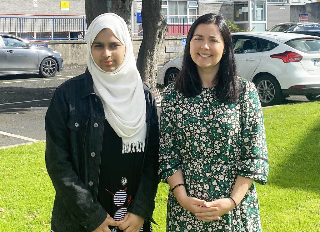 Fatima Bibi with Coláiste Nano Nagle Principal Sinéad Moloney.