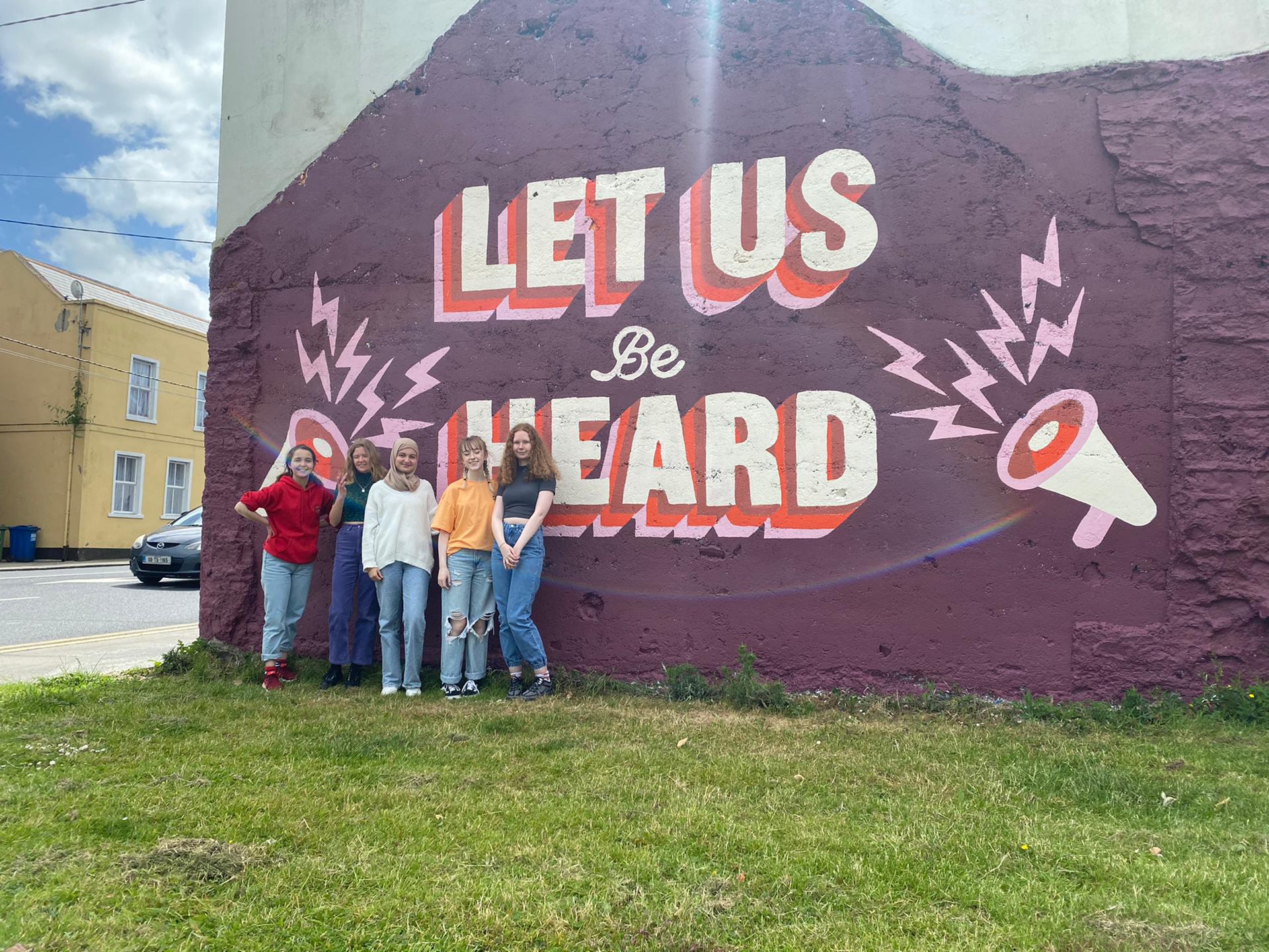 Comhairle na nÓg AGM 2022 - Let Us Be Heard’ Members of Limerick Comhairle na nÓg pictured at their mural at Island Road, Limerick.