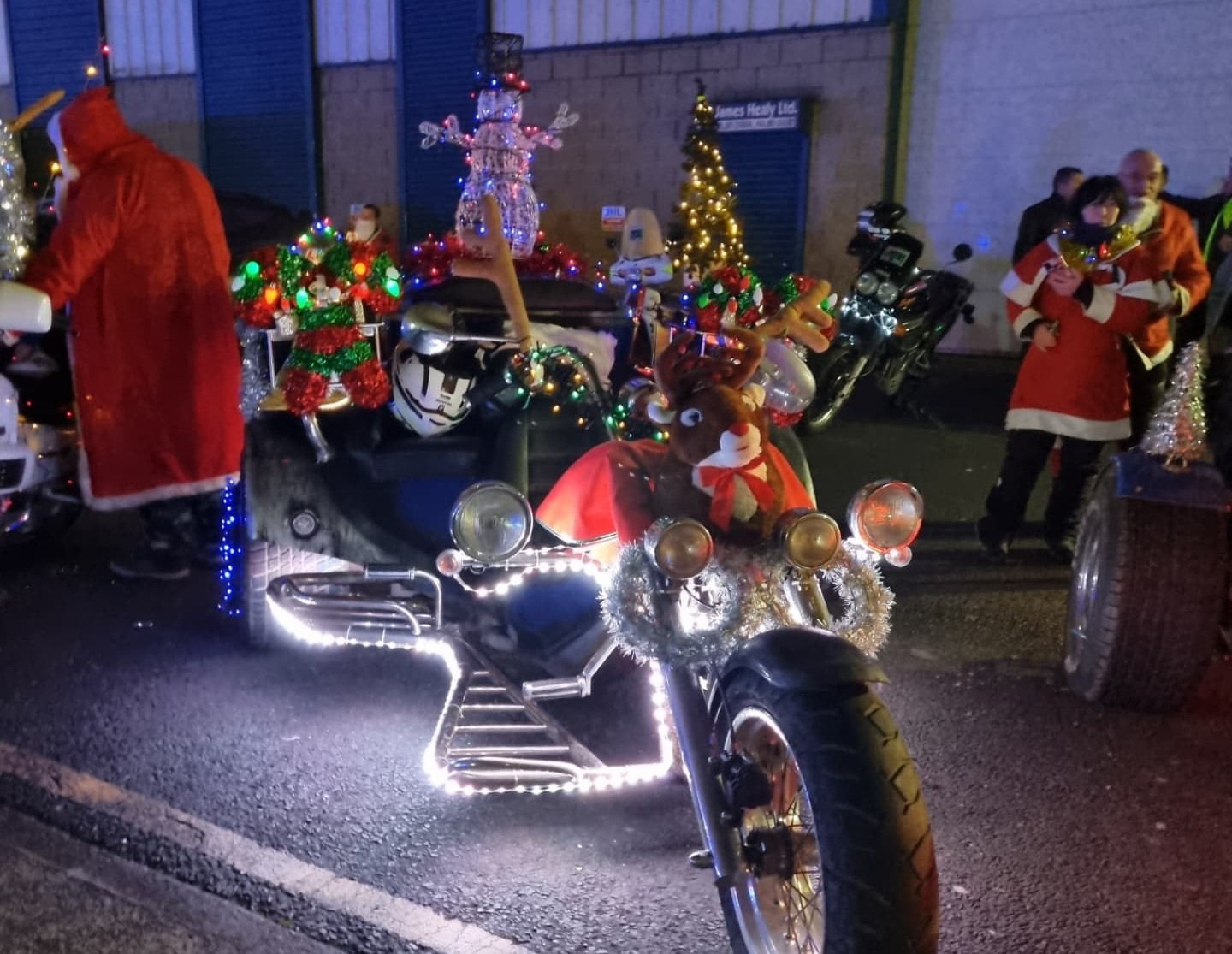 Light Up Limerick 2022 will feature an array of vehicles with everything from American trucks, tractors, cars, and trikes decorated to impress driving through Limerick City Centre.