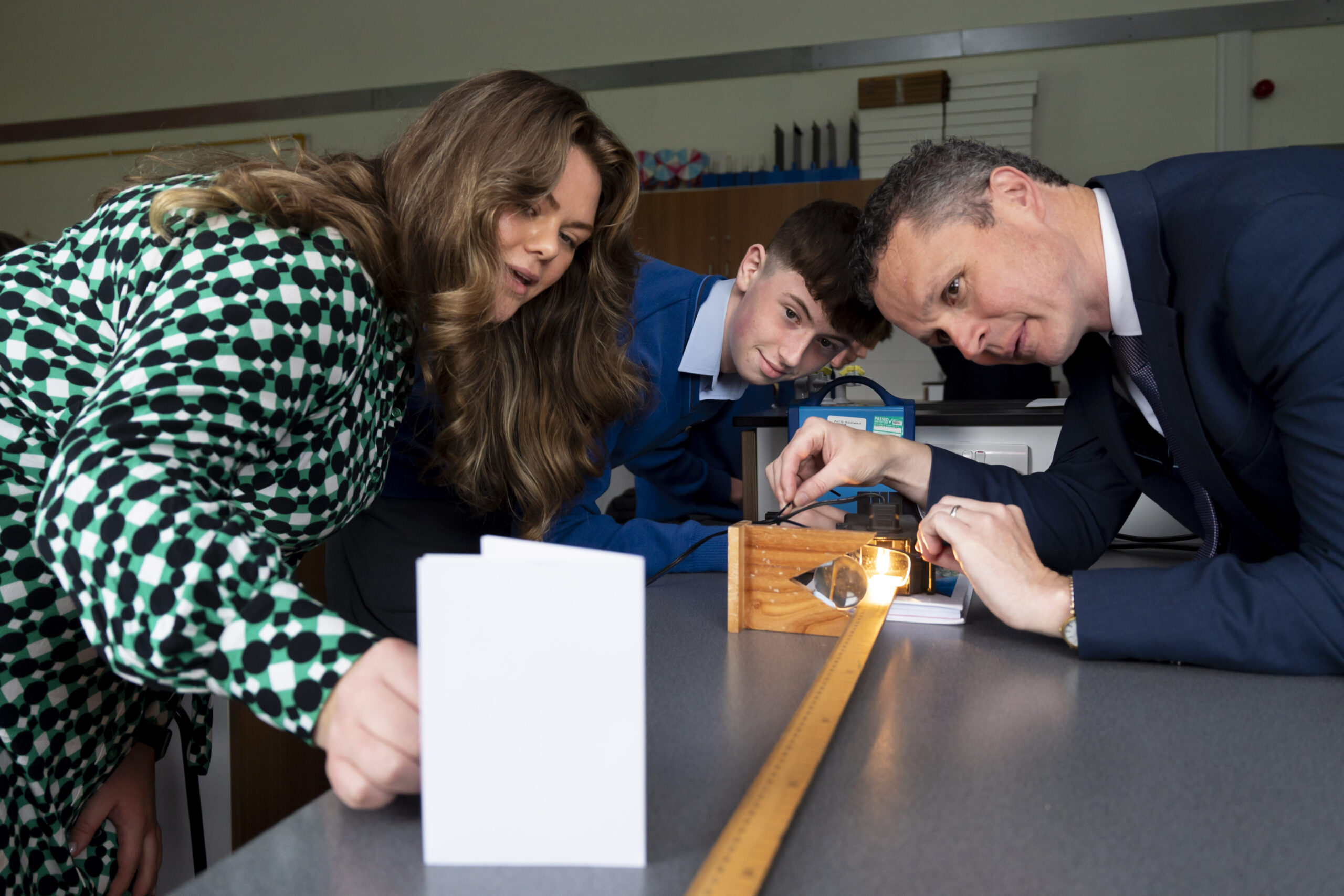 REPRO FREE 30/09/2024 Minister for Further and Higher Education, Research, Innovation and Science, Patrick O’Donovan, TD, today joined Rebecca Wilson of Research Ireland and student Josh Woulfe in Coláiste Íde agus Iosef, Abbeyfeale, Co. Limerick to officially launch Science Week 2024, the theme of which is ‘Regeneration’. The Minister announced government funding of €809,942 for a variety of events around the country. to officially launch Science Week 2024, the theme of which is ‘Regeneration’. The Minister announced government funding of €809,942 for a variety of events around the country. to officially launch Science Week 2024, the theme of which is ‘Regeneration’. The Minister announced government funding of €809,942 for a variety of events around the country. Pic: Don Moloney