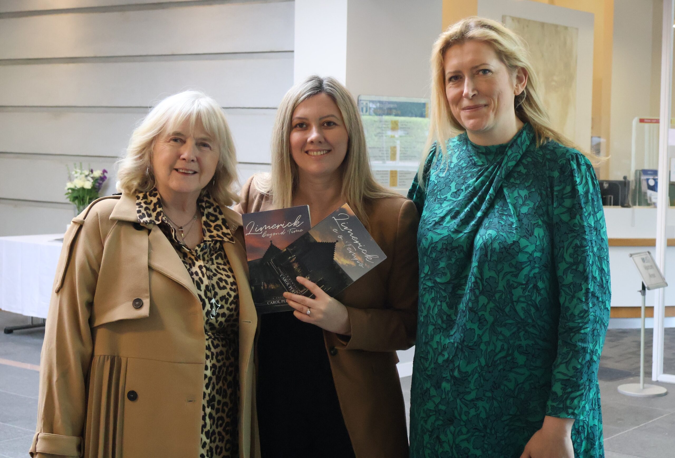 Pictured at the launch of Limerick Beyond Time at MIC were L-R: Professor Emer Ring, Dean of Education at MIC; Carol Pereira, author of Limerick Beyond Time; and Director of Engagement at MIC, Dr Holly Cowman. Carol Pereira, Brazilian teacher and Mary Immaculate College graduate, at the launch of her novel Limerick Beyond Time. Carol first came to MIC in 2018 under the CAPES programme and returned in 2019 on a Government of Ireland Scholarship to complete an M Ed in Middle Leadership and Mentoring. She has published nine books to date, several of which are used in Brazilian schools.