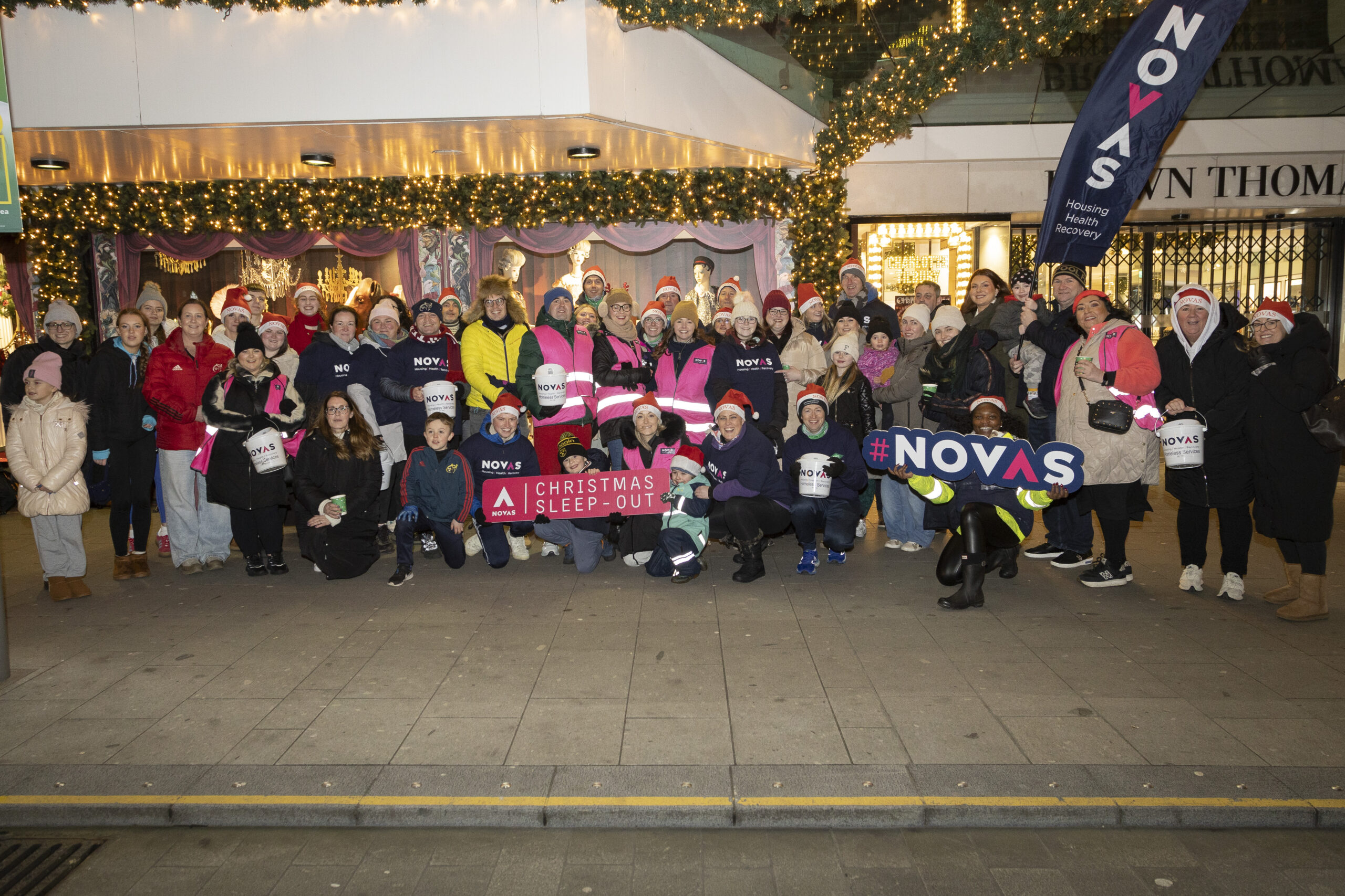 novas 2025 christmas