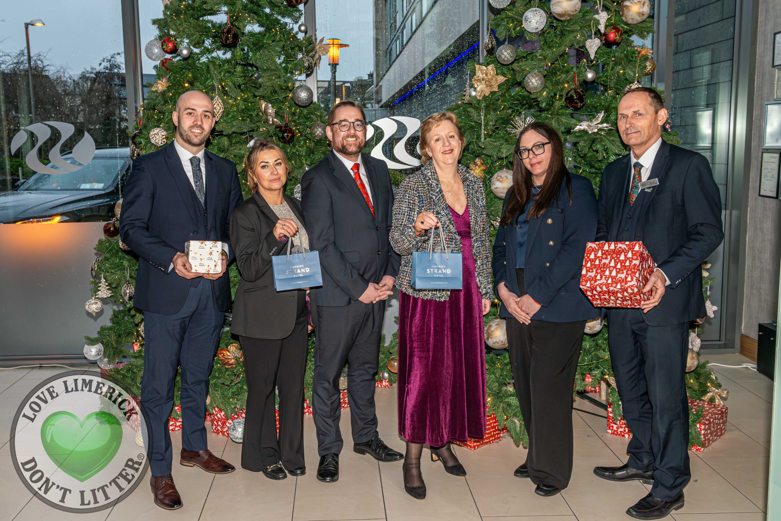 cover limerick strand christmas 2025_