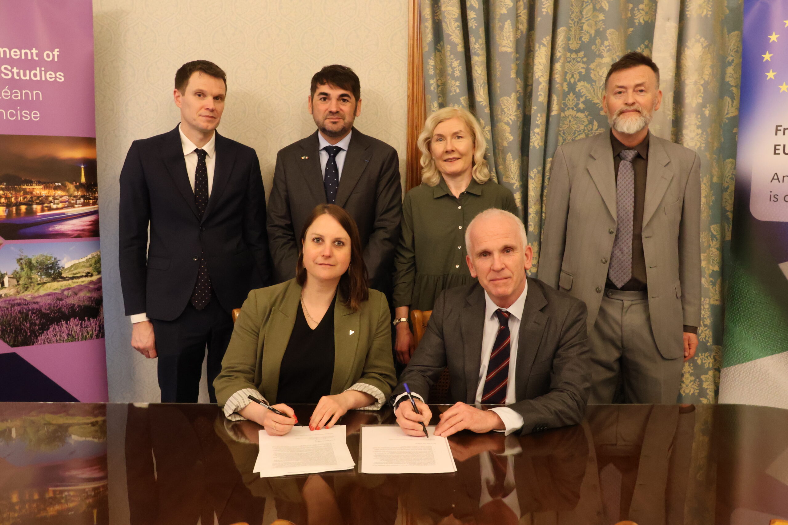 MIC new scholarship initiative france