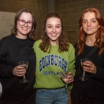Hundreds of excited Limerick children and their families visited ‘a whole new world’ at the Lime Tree Theatre on Saturday, December 11, for the opening night of this year’s pantomime, Aladdin and his Magic Lamp. Picture: 
Olena Oleksienko/ilovelimerick