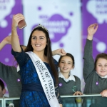 Rose of Tralee Jennifer Byrne takes a selfie with pupils from Saint Attractas, Mayo at this years RDS Primary Science Fair Limerick which will see over 3000 primary school students from all over the country exhibit theirSTEM investigations at Mary Immaculate College. Between the three venues of Limerick, Dublin and Belfast there will be over 7000 participants in 2018. Picture Sean Curtin True Media.