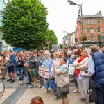 Over 1,000 people who gathered in support of assault victim Natasha O'Brien at a protest in her home city of Limerick to show solidarity. Picture: Olena Oleksienko/ilovelimerick
