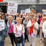 Over 1,000 people who gathered in support of assault victim Natasha O'Brien at a protest in her home city of Limerick to show solidarity. Picture: Olena Oleksienko/ilovelimerick