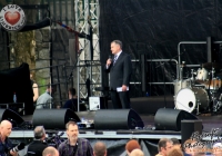 with_logosIMG_4963