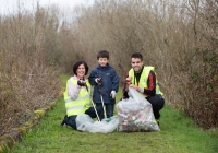 O3.04.15 Â  Â  Â   Â  REPRO FREEÂ Â  Â  Â Â 
Paul O'Connell, AP McCoy and JP McManus kick-start the Team Limerick Clean Up (TLC).Â Over 10,000 Volunteers hit the streets of Limerick City and County for the Country's biggest ever Clean Up. 

Munster and Ireland Rugby Star Conor Murray joined Team Limerick Clean-Up volunteers Lucy and Cian Gibbons near Grove Island, Corbally, Limerick.  Picture: Sean Curtin Fusionshooters
