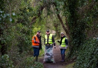 O3.04.15 Â  Â  REPRO FREEÂ  Â  Â  Â  Â  Â Â 
Paul O'Connell, AP McCoy and JP McManus kick-start the Team Limerick Clean Up (TLC).Â Over 10,000 Volunteers hit the streets of Limerick City and County for the Country's biggest ever Clean Up. 

Team Limerick Clean-Up volunteers Liam Honan, John McCarthy and Kathryn McCarthy on the Canal Bank, Limerick.  Picture: Sean Curtin Fusionshooters