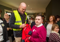O3.04.15             NO REPRO FEE             
Paul O'Connell, AP McCoy and JP McManus kick-start the Team Limerick Clean-Up(TLC). Over 10,000 Volunteers hit the streets of Limerick City and County for the Country's biggest ever Clean-Up. 
Paul O'Connell signs his autograph on a Munster jersey for Paul Clohessy at Tait House, SouthillPicture: Alan Place/FusionShooters.