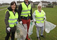 O3.04.15 Â  Â  Â  Â  Â  Â Â   NO REPRO FEE
Paul O'Connell, AP McCoy and JP McManus kick-start the Team Limerick Clean-Up(TLC).Â Over 10,000 Volunteers hit the streets of Limerick City and County for the Country's biggest ever Clean-Up.
Former Munster and Ireland Rugby Star Alan Quinlan joined Team Limerick Clean-Up volunteers Majella Conway and Ursula Dundon at Moyross. Picture: Dermot Lynch/Fusionshooters
