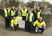 03.04.15  NO REPRO FEE
Paul O'Connell, AP McCoy and JP McManus kick-start the Team Limerick Clean-Up (TLC). Over 10,000 volunteers hit the streets of Limerick City and County for the country's biggest ever Clean-Up. Limerick senior hurler Donal O'Grady joined Team Limerick Clean-Up volunteers from Newcastlewest, Co. Limerick. Picture credit: Diarmuid Greene/Fusionshooters