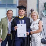 REPRO FREE
270825
Munster Rugby out-half Tony Butler, a UL Sports Scholar, graduated from University of Limerick today with a BSc in Construction Management and Engineering. During his time at UL, Tony signed a full professional contract with Munster Rugby and gave back to the university by coaching UL’s men’s rugby team. Tony joined one of over 3,600 students being conferred as part of the university’s Autumn ceremonies this week. Tony is pictured here with his parents Ken and Mary, Ennis Co Clare.Pic Arthur Ellis
